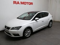 Vit Begagnad 2019 Seat Leon Style Halvkombi | 139 900 kr (Bra pris)