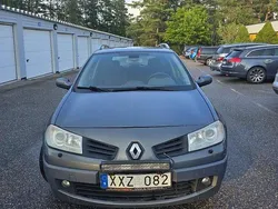 Grå Begagnad 2006 Renault Mégane GrandTour Kombi | 10 000 kr (Dyr)