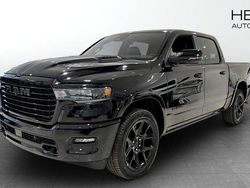Svart (black) Ny 2025 RAM 1500 Pickup | 1 174 880 kr (Dyr)