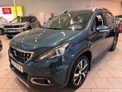 Grön Begagnad 2017 Peugeot 2008 Allure SUV | 84 900 kr (Bra pris)