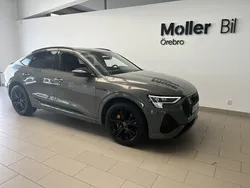 Chronosgrå metallic Begagnad 2022 Audi e-tron Sportback S-Line SUV | 449 000 kr (Marknadspris)