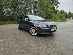 Grå Begagnad 2010 Volvo S40 Momentum Sedan | 36 000 kr (Bra pris)