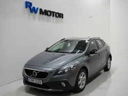 Grå Begagnad 2017 Volvo V40 CC Kombi | 109 900 kr (Marknadspris)