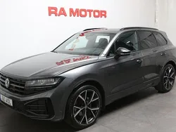 Grå Begagnad 2024 VW Touareg R-line SUV | 869 900 kr (Dyr)