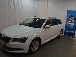 Vit Begagnad 2016 Skoda Superb Business Line Kombi | 174 000 kr (Lite dyr)