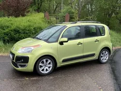 Gul Begagnad 2010 Citroën C3 Picasso Minibuss | 44 500 kr (Dyr)
