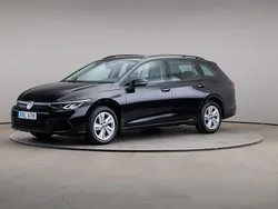 Svart Begagnad 2022 VW Golf VIII Kombi | 245 000 kr (Marknadspris)