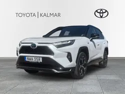 Vit Begagnad 2023 Toyota RAV4 Hybrid Premium SUV | 539 900 kr (Lite dyr)