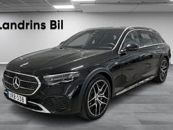 Svart (obsidiansvart metallic) Begagnad 2024 Mercedes E300 Sedan | 739 900 kr (Dyr)