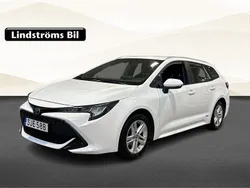 Vit Begagnad 2022 Toyota Corolla Active Kombi | 239 900 kr (Marknadspris)