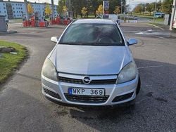 Grå Begagnad 2005 Opel Astra Kombi | 13 000 kr (Marknadspris)