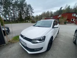 Vit Begagnad 2012 VW Polo Halvkombi | 46 000 kr (Bra pris)