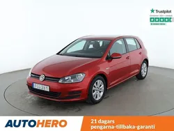 Röd Begagnad 2014 VW Golf VII Halvkombi | 113 000 kr (Marknadspris)