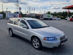 Grå Begagnad 2006 Volvo V70 Kinetic Kombi | 33 000 kr (Marknadspris)