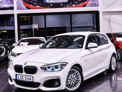 Vit Begagnad 2018 BMW 120 M Sport Halvkombi | 199 900 kr (Lite dyr)