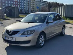 Grå Begagnad 2007 Mazda 3 Inclusive Halvkombi | 13 900 kr (Marknadspris)