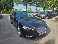 Svart Begagnad 2012 Jaguar XF Sedan | 199 000 kr