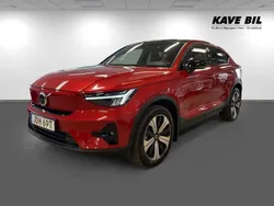 Röd Begagnad 2022 Volvo EC40 Plus SUV | 359 900 kr (Marknadspris)