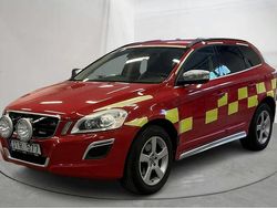 Röd Begagnad 2010 Volvo XC60 R-Design SUV | 50 000 kr