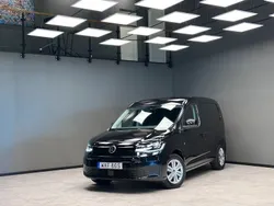 Svart Begagnad 2022 VW Caddy Minibuss | 299 900 kr (Marknadspris)