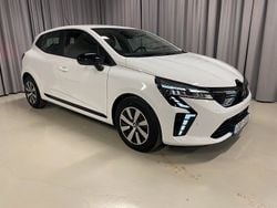 Vit Ny 2024 Mitsubishi Colt Invite Halvkombi | 229 900 kr (Marknadspris)
