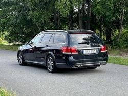 Svart Begagnad 2015 Mercedes E250 Kombi | 155 000 kr (Marknadspris)