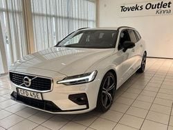Vit Begagnad 2020 Volvo V60 R-Design Kombi | 349 900 kr (Marknadspris)