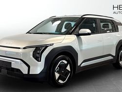 Grå (silver) Ny 2025 Kia EV3 3 SUV | 428 900 kr (Marknadspris)