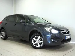 Mörkgrå (grå) Begagnad 2013 Subaru XV SUV | 94 990 kr (Superpris)