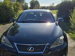 Brun Begagnad 2011 Lexus IS250 Sedan | 119 900 kr (Dyr)