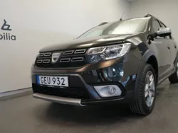 Svart Begagnad 2018 Dacia Logan MCV Stepway Kombi | 109 500 kr (Marknadspris)