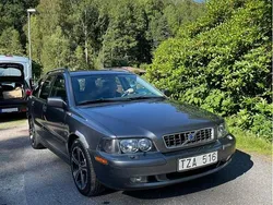 Grå Begagnad 2003 Volvo V40 Kombi | 12 000 kr (Marknadspris)