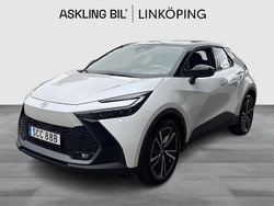 Vit Begagnad 2024 Toyota C-HR Executive SUV | 439 000 kr (Marknadspris)