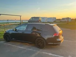 Svart Begagnad 2017 VW Golf VII R Kombi | 265 000 kr (Lite dyr)
