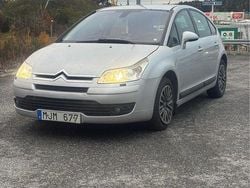 Silver Begagnad 2008 Citroën C4 Halvkombi | 42 000 kr (Marknadspris)