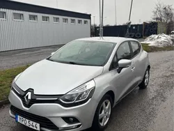Silver Begagnad 2017 Renault Clio IV Halvkombi | 89 000 kr (Marknadspris)