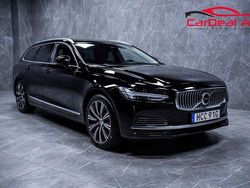 Svart Begagnad 2023 Volvo V90 Core Kombi | 329 400 kr (Marknadspris)