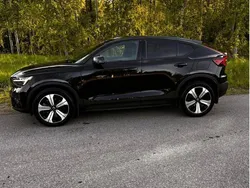 Svart Begagnad 2023 Volvo EC40 Plus SUV | 333 000 kr (Superpris)