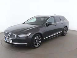 Grå Begagnad 2023 Volvo V90 Kombi | 455 000 kr (Marknadspris)