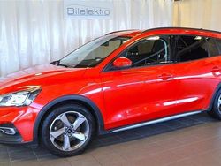 Röd Begagnad 2020 Ford Focus Active Kombi | 172 000 kr (Marknadspris)