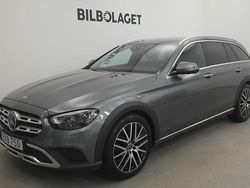 Grå Begagnad 2020 Mercedes E220 SUV | 369 800 kr (Lite dyr)