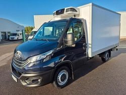 Blå Begagnad 2024 Iveco Daily Van | 615 000 kr