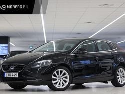 Svart Begagnad 2015 Volvo V40 Momentum Halvkombi | 189 900 kr (Lite dyr)