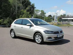 Silver Begagnad 2017 VW Polo Halvkombi | 158 800 kr (Marknadspris)