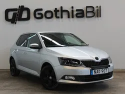 Silver Begagnad 2015 Skoda Fabia Style Halvkombi | 109 900 kr (Marknadspris)