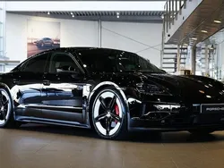 Svart Ny 2024 Porsche Taycan 4S Sedan | 1 397 400 kr