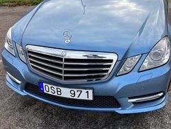 Blå Begagnad 2012 Mercedes E220 Sedan | 170 000 kr (Marknadspris)