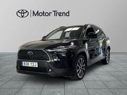 Svart Begagnad 2023 Toyota Corolla Cross Style SUV | 339 900 kr (Marknadspris)