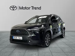 Svart Begagnad 2023 Toyota Corolla Cross Style SUV | 354 900 kr (Marknadspris)