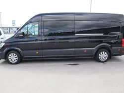 Svart Begagnad 2022 VW Crafter Van | 719 000 kr